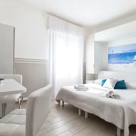 Alguest Guest house