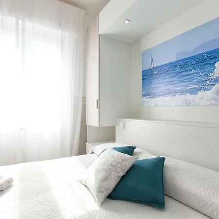 Alguest Guest house